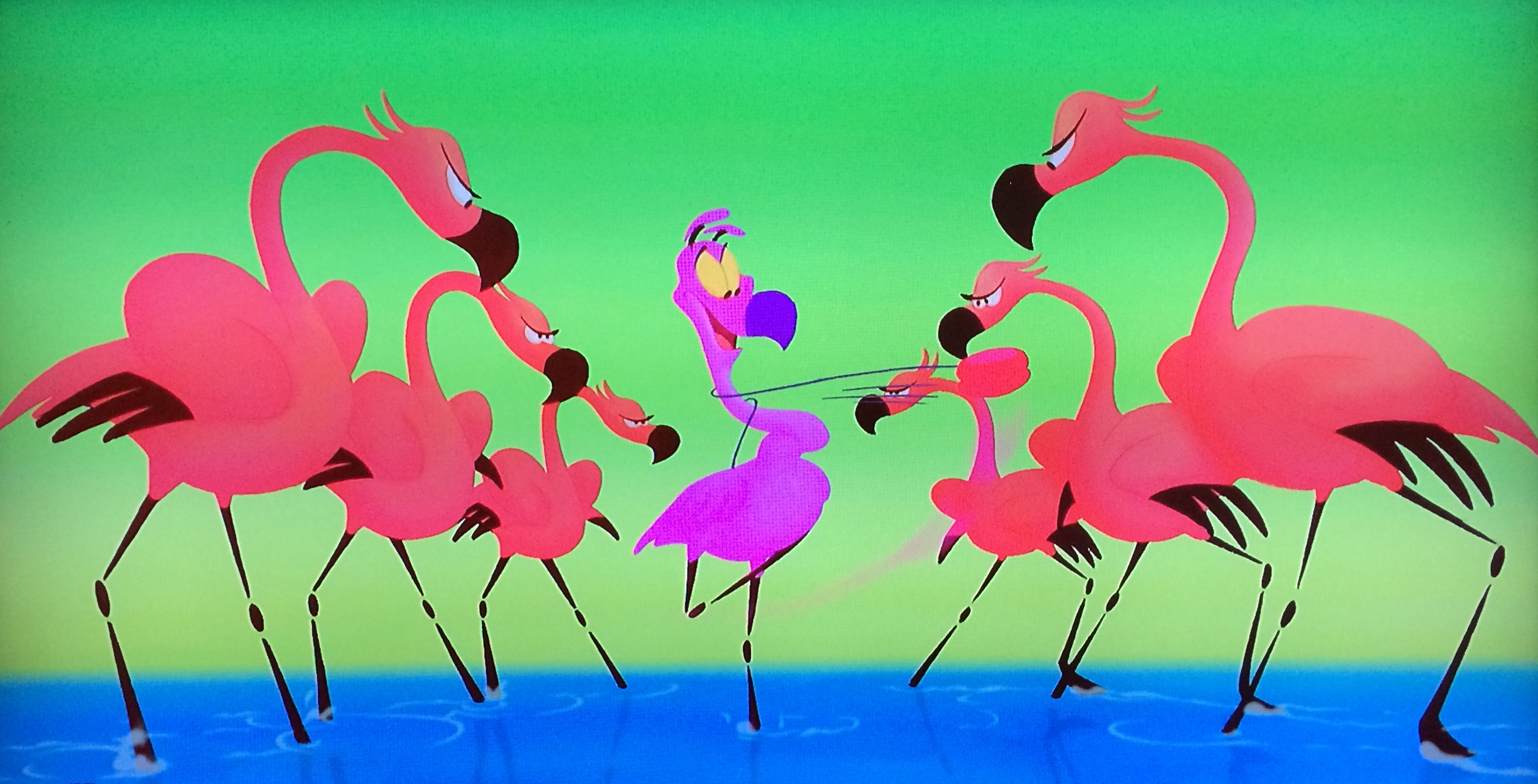 Фламинго Приносит Счастье – Эротические Сцены